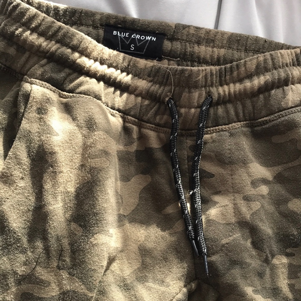 Camo sweats - Picture 3 of 4